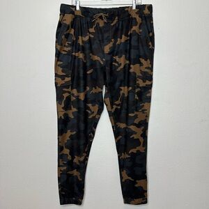 Zyia size XXXL Camo Delancey Cargo Jogger